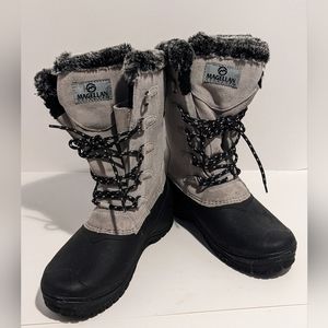 Magellan Outdoors Women’s Suede Insulated Pac Boots Size 9B Gray Black 167806